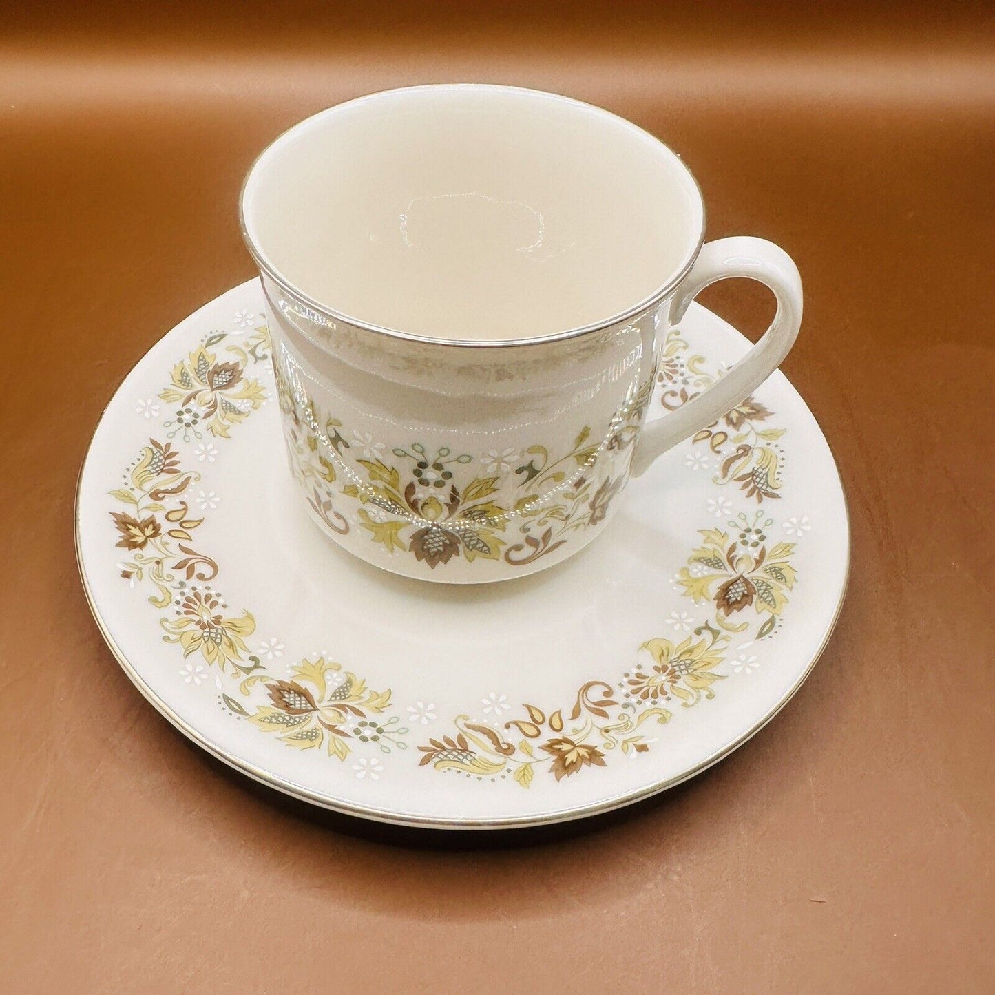 Royal Doulton Vanity Fair Cup and Saucer Set Set of 4