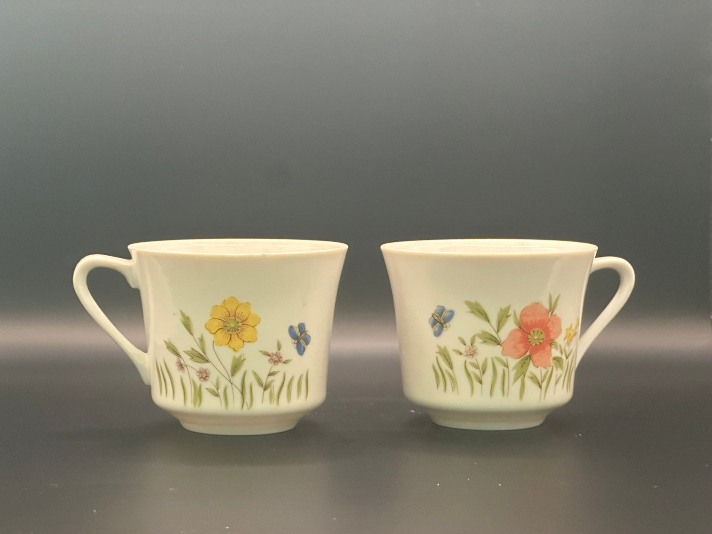 12 Vintage Seyei coffee cups Country Flowers Collectible