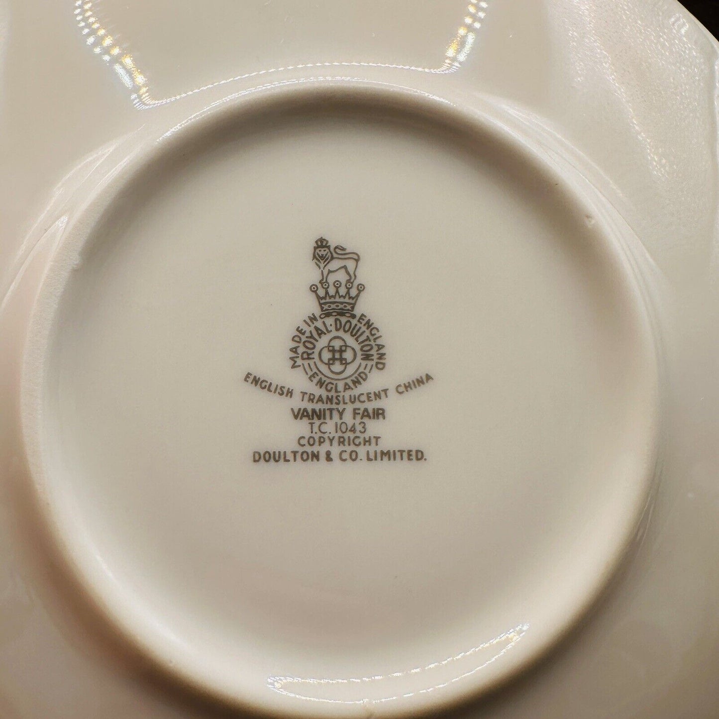 Royal Doulton Vanity Fair Cup and Saucer Set Set of 4