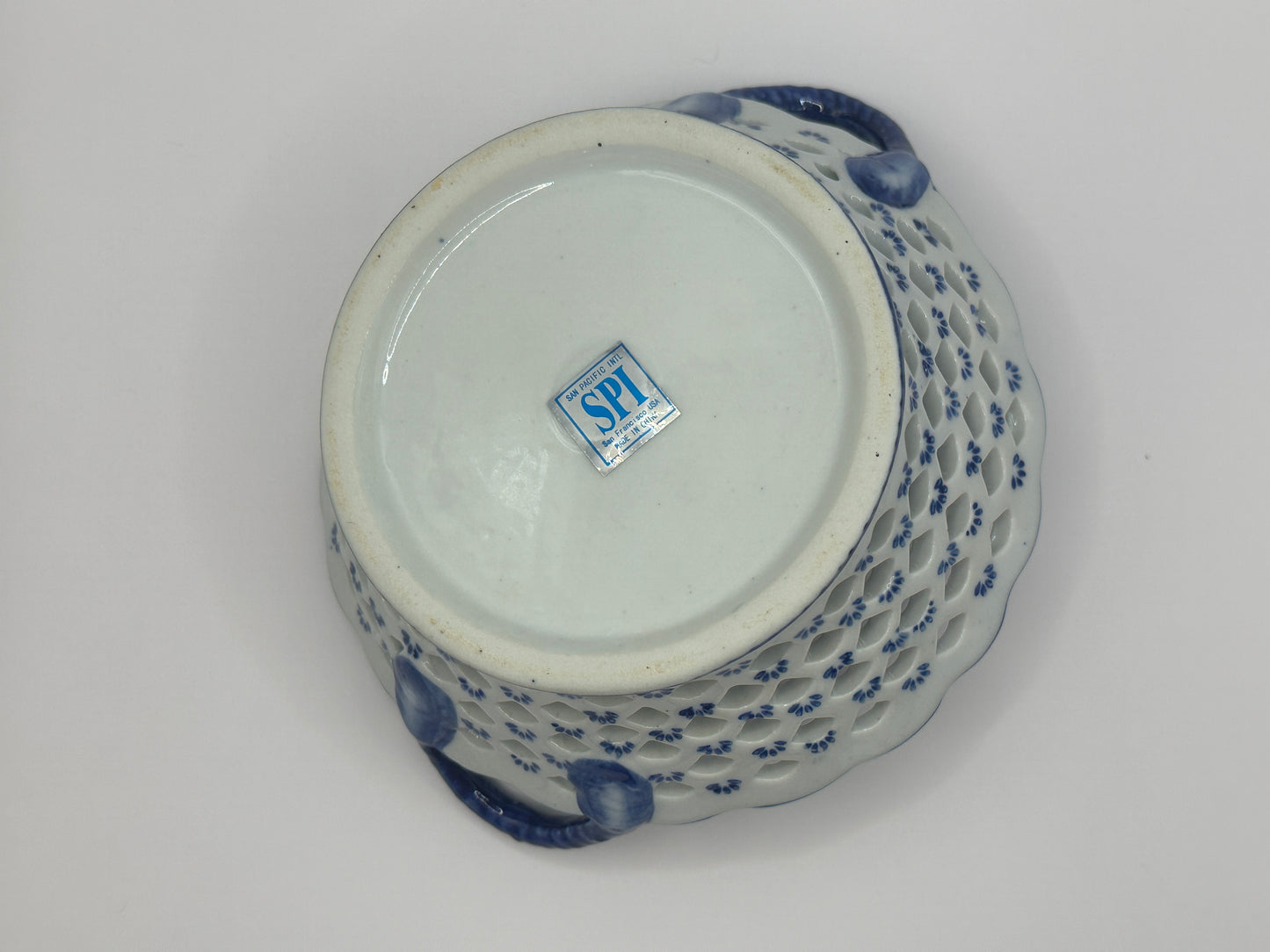 Chintz style basket weave ceramic bowl