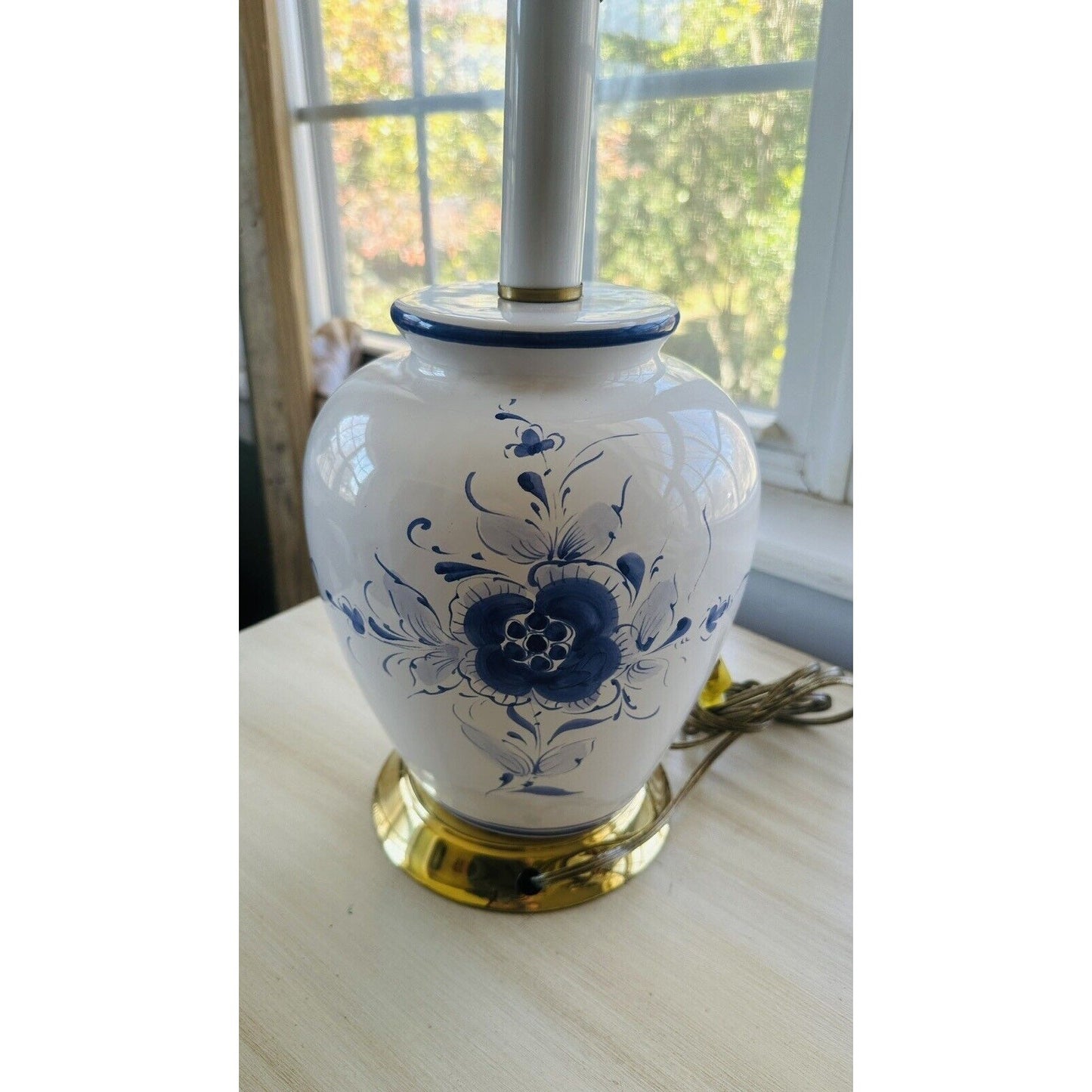 Lamp Large Blue Floral White Delft Style