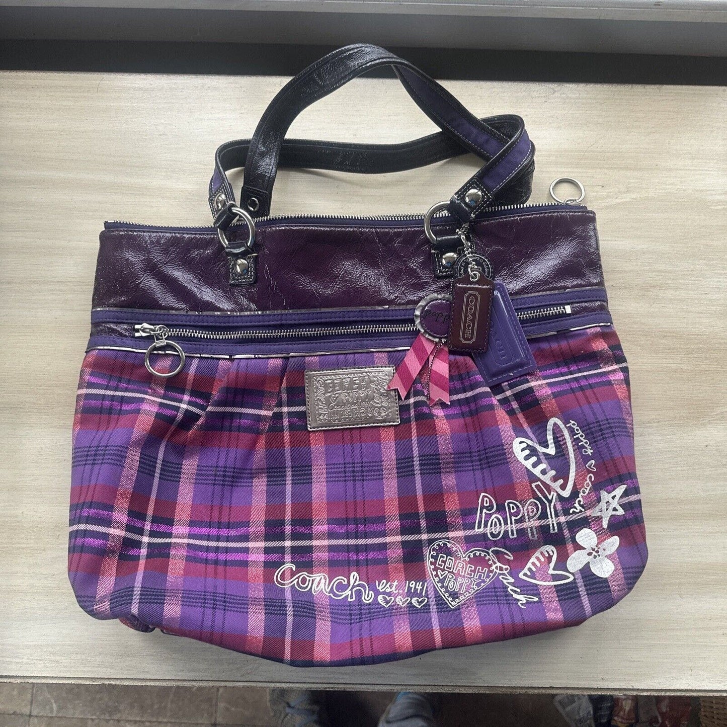 Coach Poppy Plaid Purple Pink Handbag Large gray condition