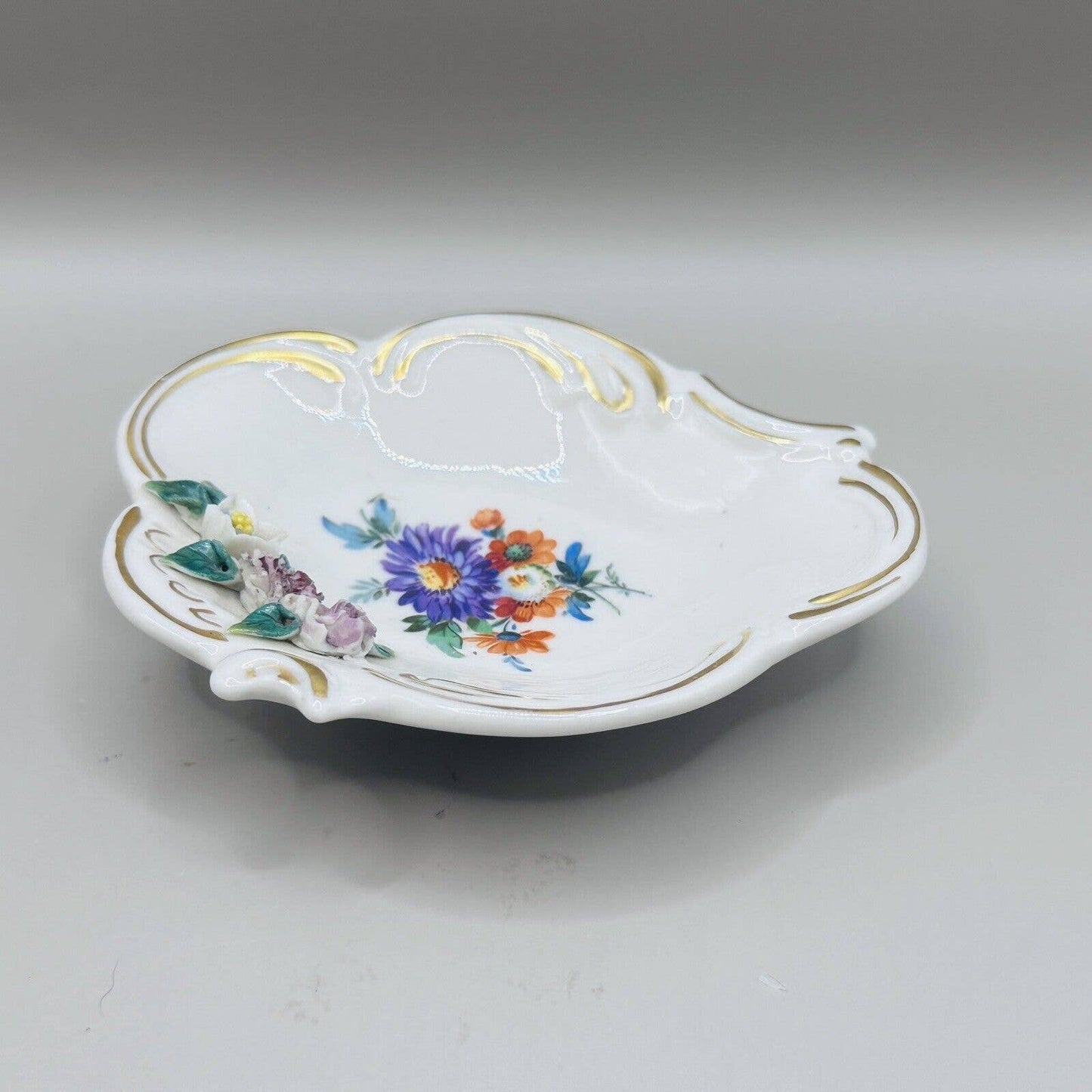 VINATAGE PORCELAIN TRINKET DISH WITH FLOWERS ON ONE SIDE GOLD TRIM Germany