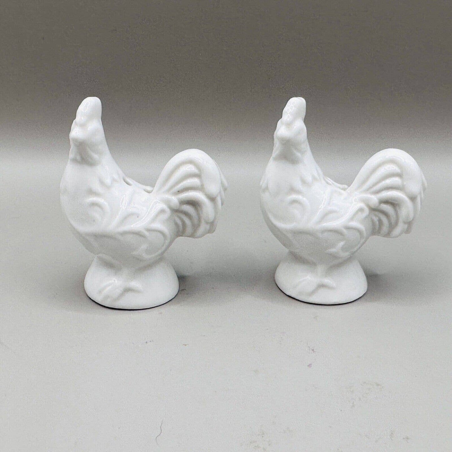 Ceramic Rooster Mini Salt And Pepper Shakers