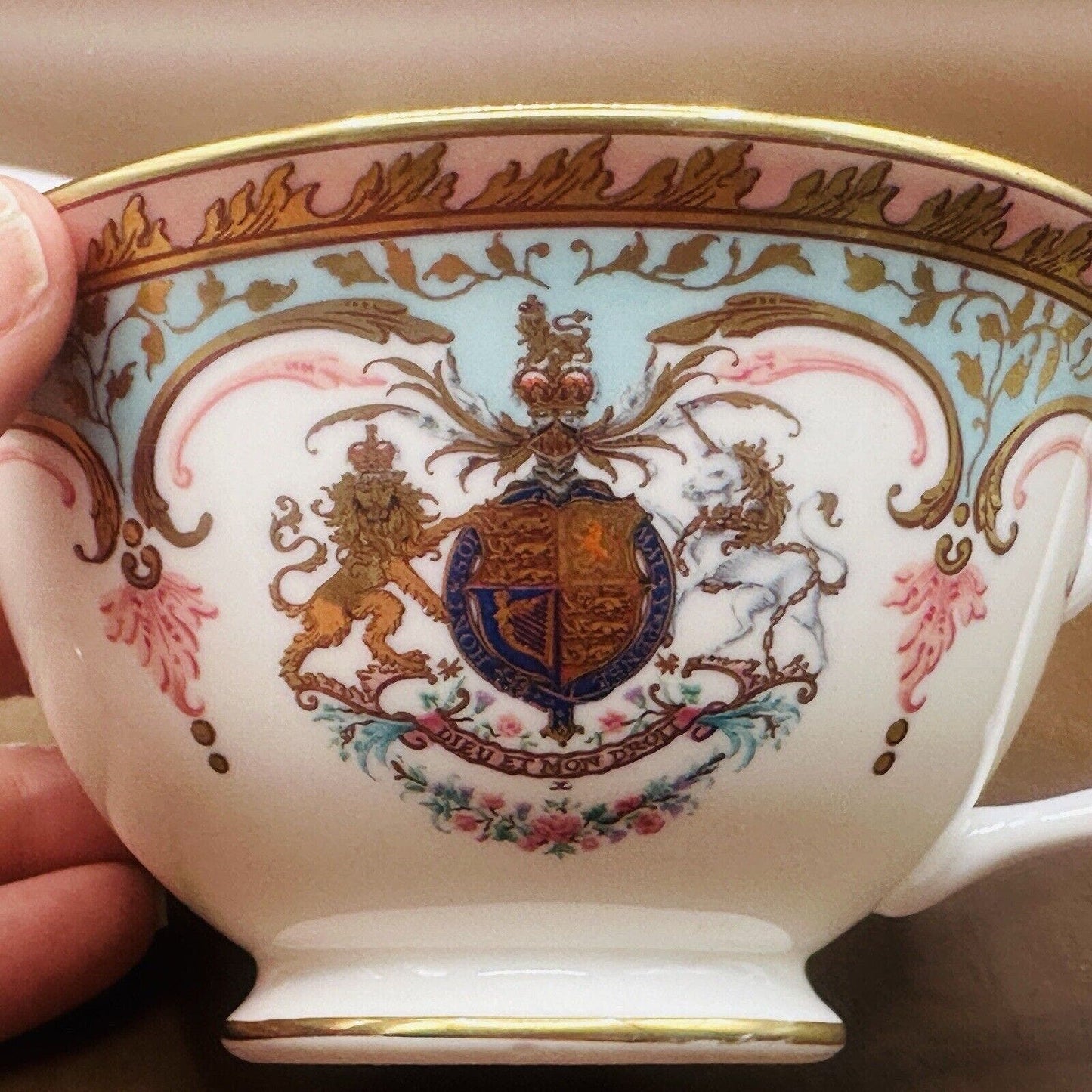 The Royal collection bone china teacup&saucer Queen Elizebeth II 80th Birthday