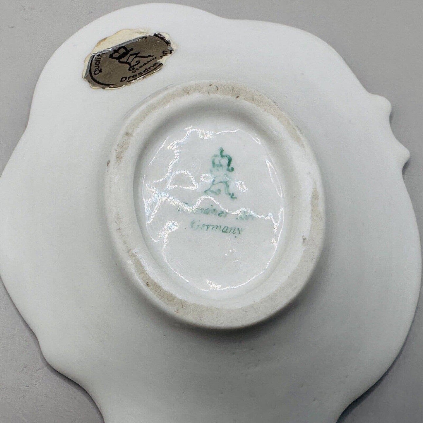 VINATAGE PORCELAIN TRINKET DISH WITH FLOWERS ON ONE SIDE GOLD TRIM Germany